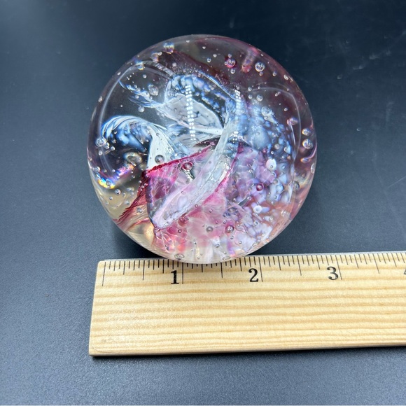 Vintage Handblown Selkirk Glass Paperweight - Picture 9 of 9